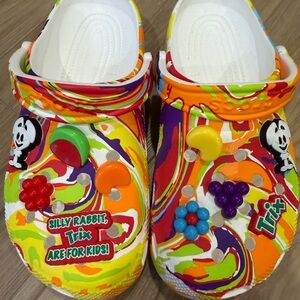 Crocs x Trix